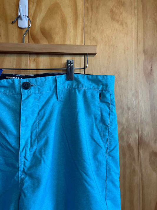 Size 34 Billabong Men's Shorts