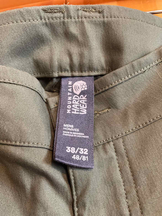 Size 38 Mountain Hardwear Men's Hiking Pants