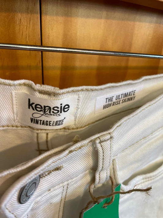 Size 4 Kensie Jeans White Women's Jeans