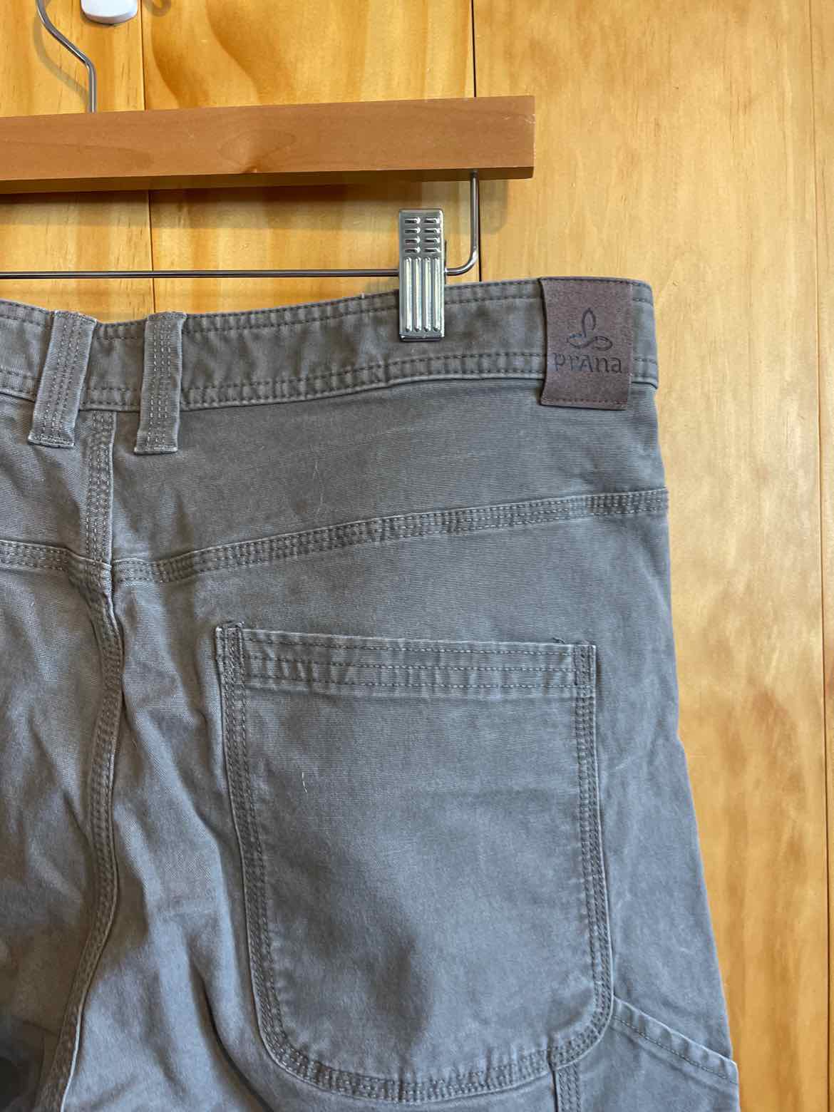 Size 35 Prana Men's Pants
