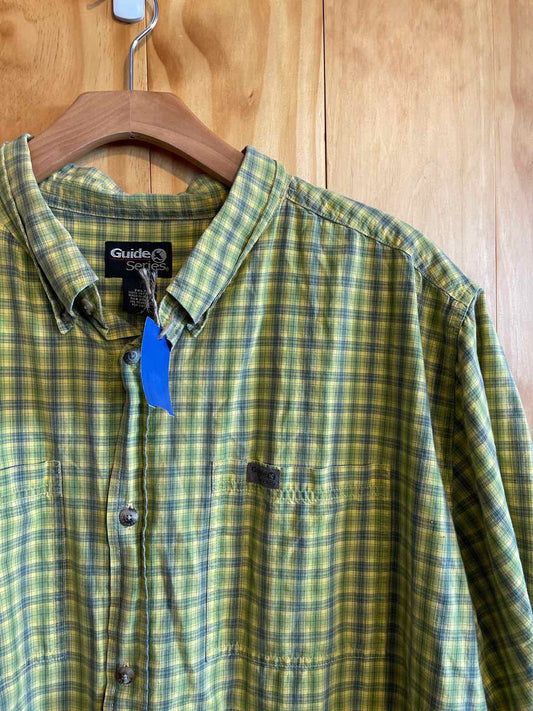 Size 2XLT Guide Series Men's Short Sleeve Shirt