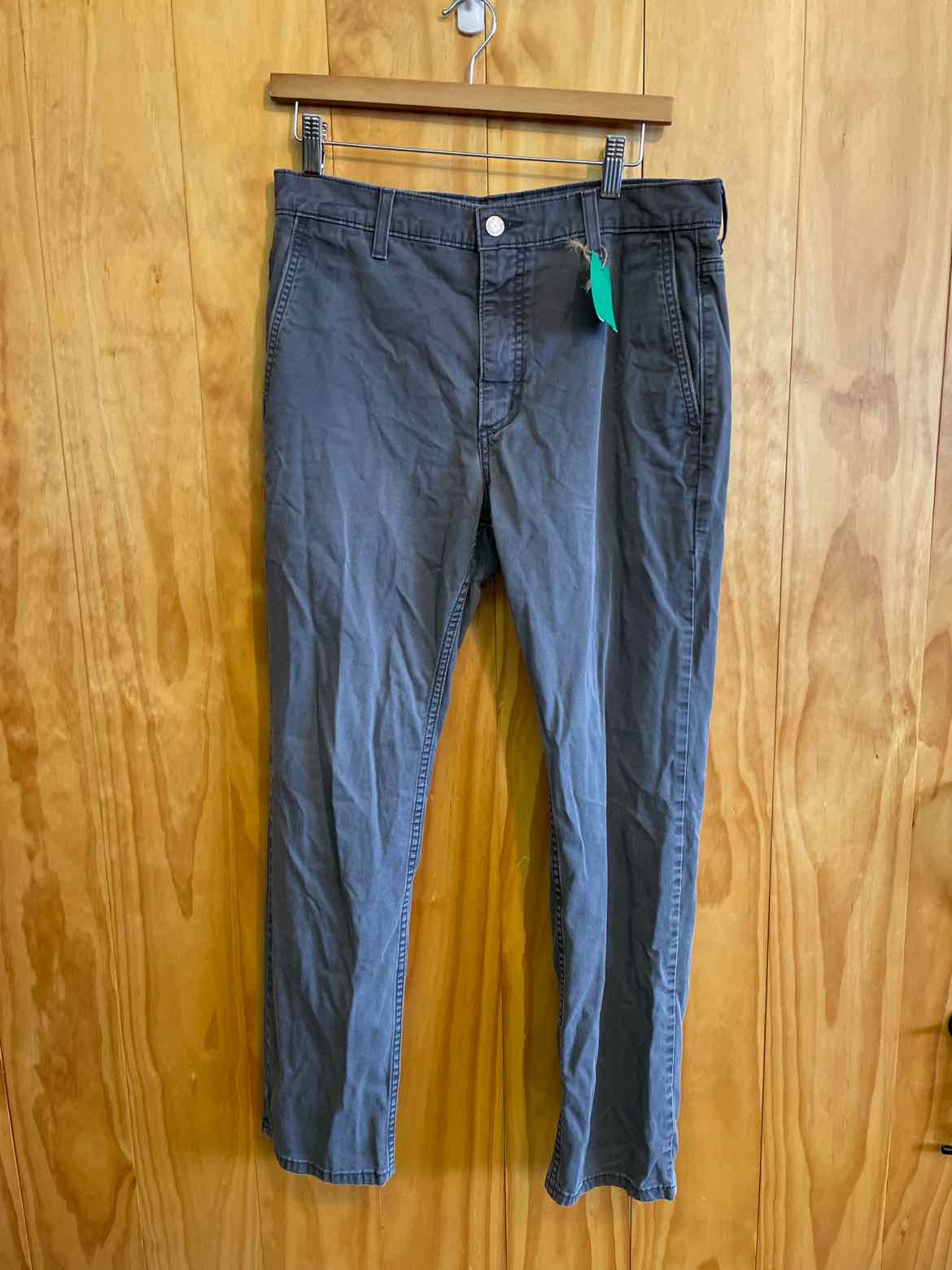 Size 32 Levi's Men's Pants