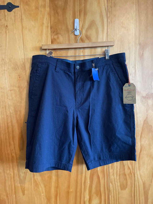 Size 38 Weatherproof Men's Shorts