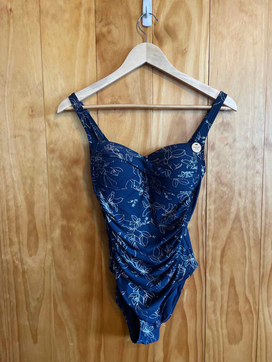 Size 4 Nip tuck Navy Women's Swimsuit