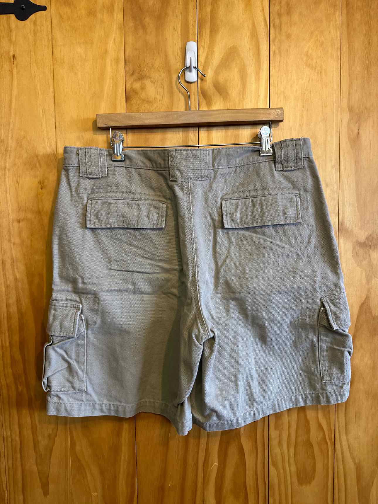 Size 38 Duluth Trading Men's Shorts