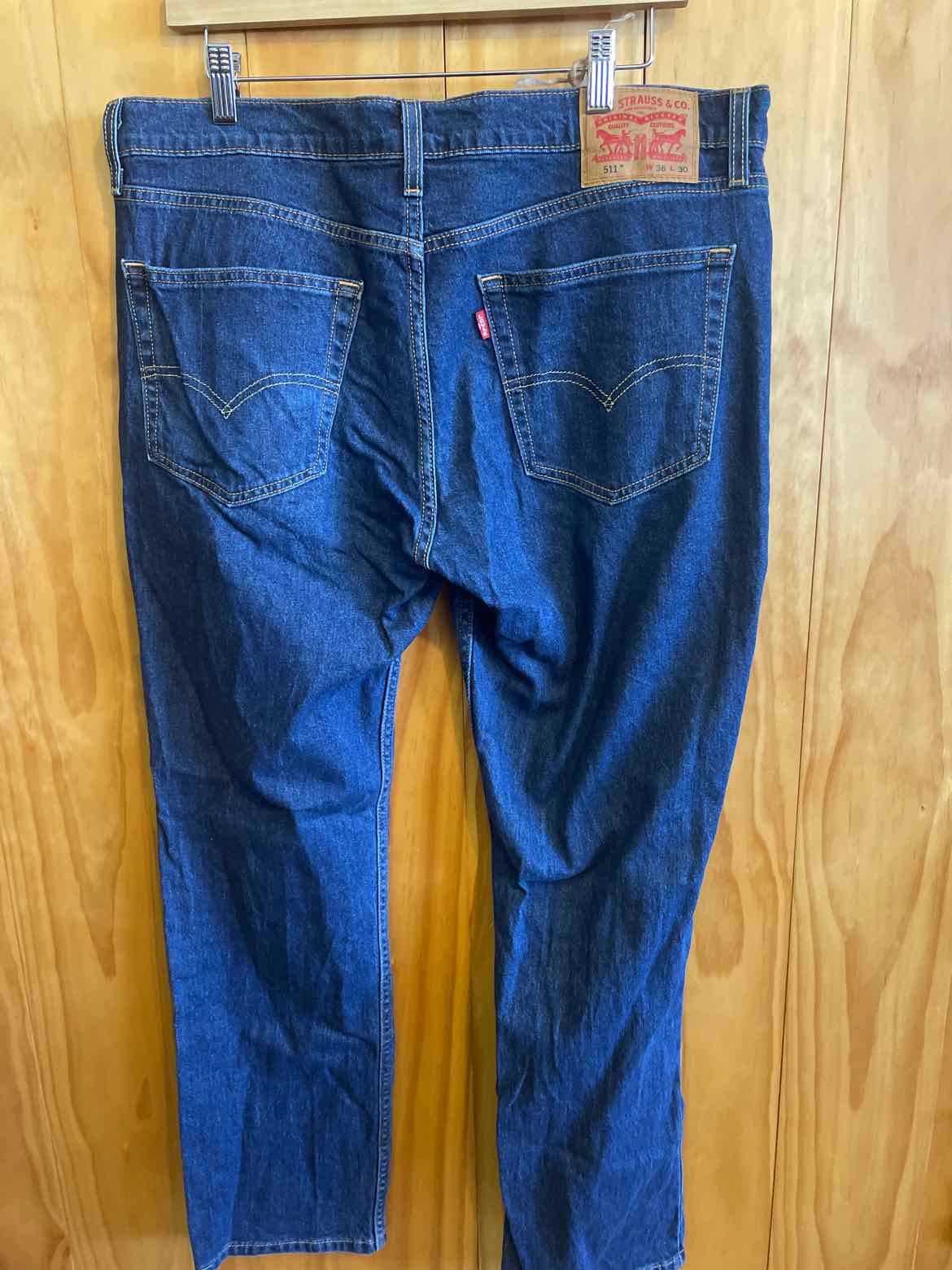 Size 36 Levi's Men's Jeans