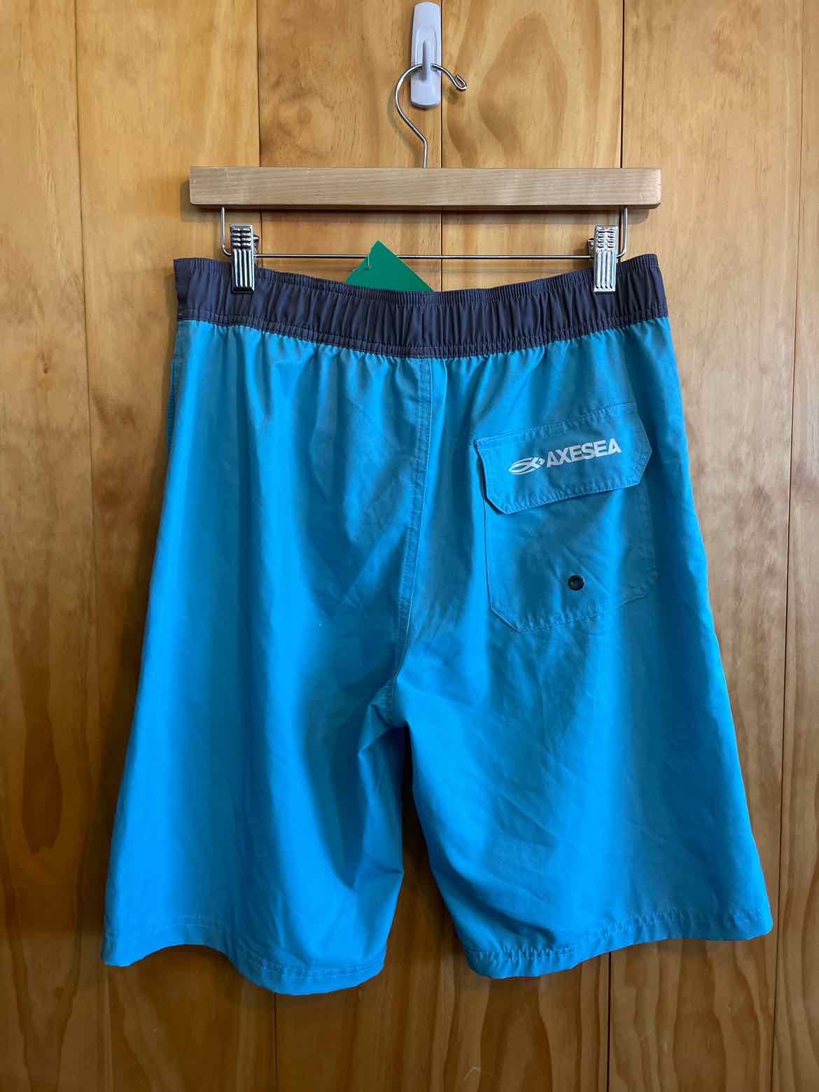 Size 30 Axesea Men's Swim Trunks