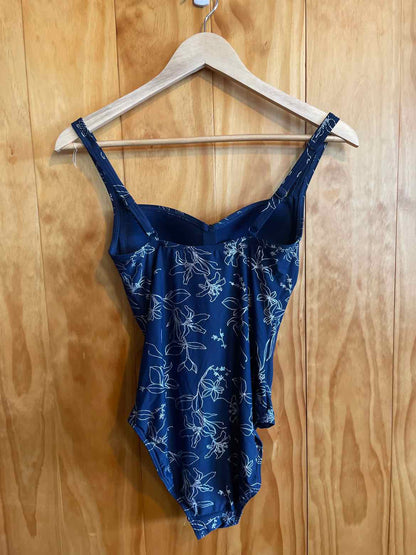 Size 4 Nip tuck Navy Women's Swimsuit