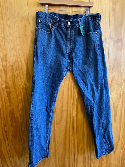 Size 38 Levi's Men's Jeans